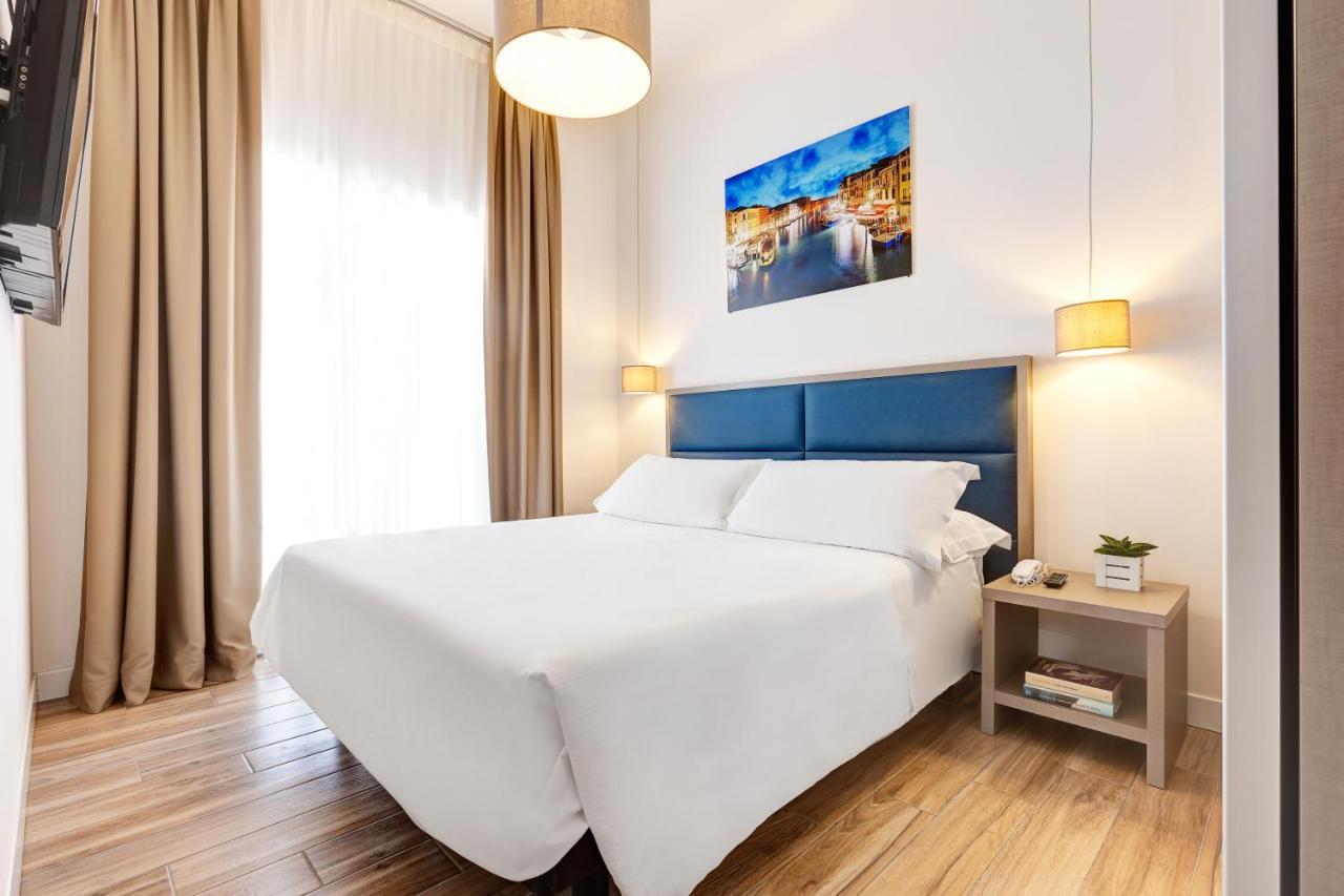 Hotel Nettuno Lido di Jesolo Exteriör bild