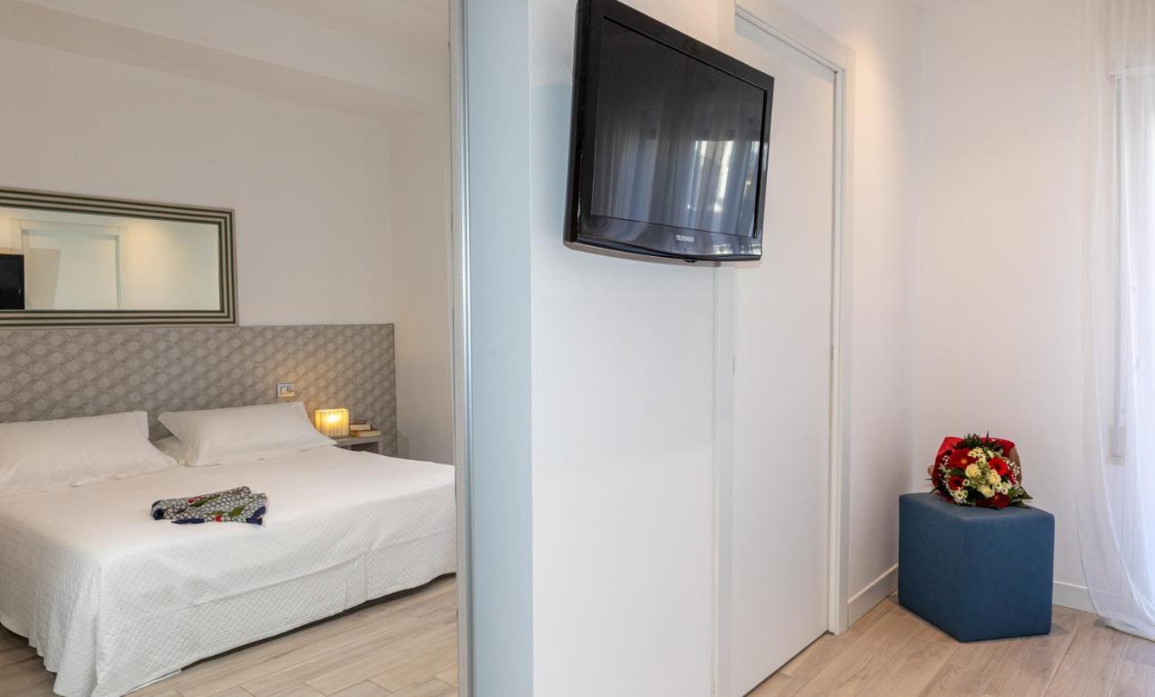 Hotel Nettuno Lido di Jesolo Exteriör bild